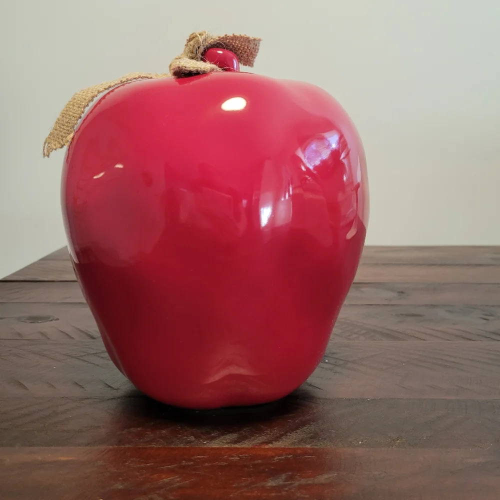 Rae Dunn A+ Apple Bird House